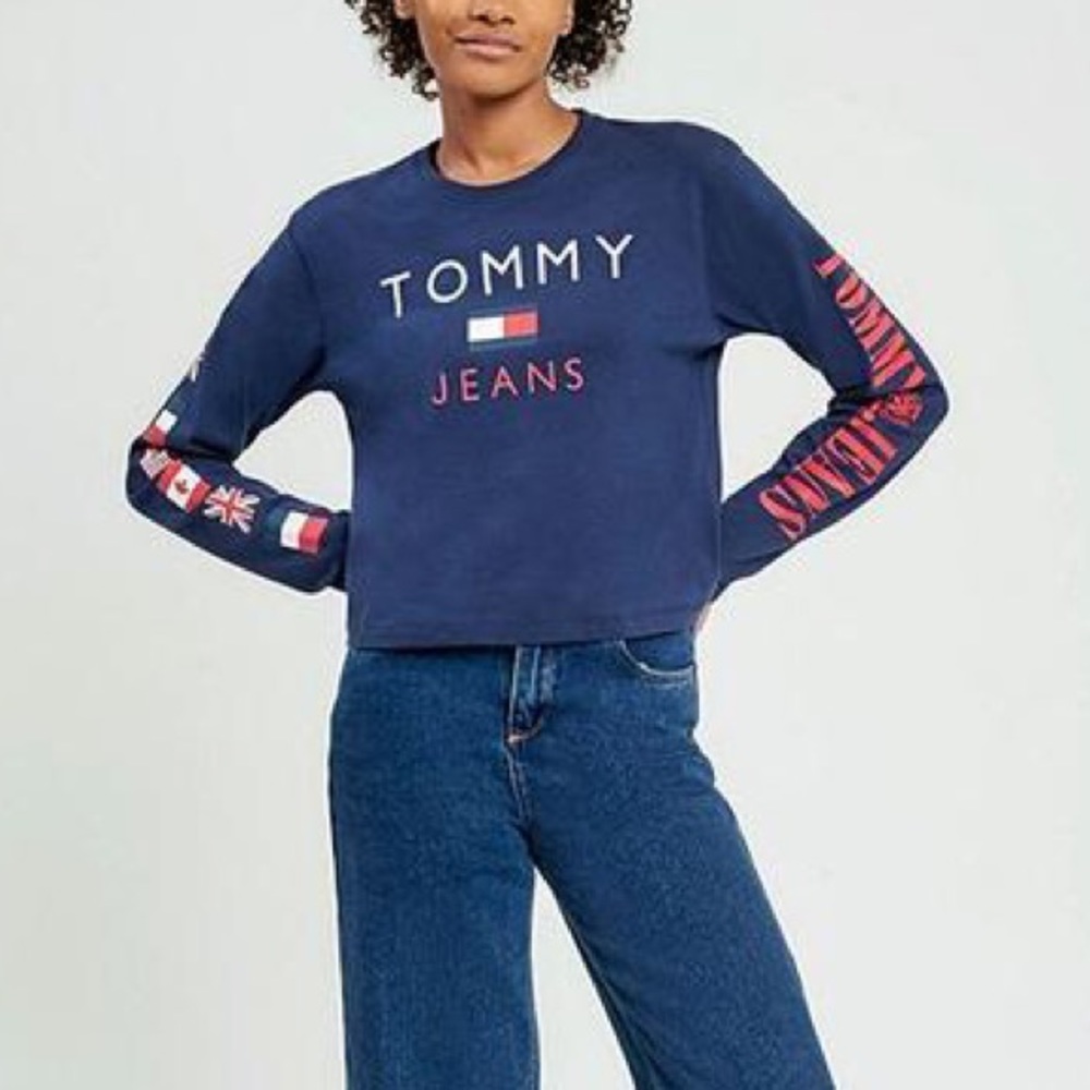🌷 Tommy Jeans 90’s Logo Detail Cropped Long Sleeve Top Size S